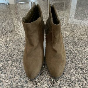 Size 8.5 Bamboo olive bootie.  Like new.